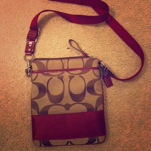Small Coach crossbody bag